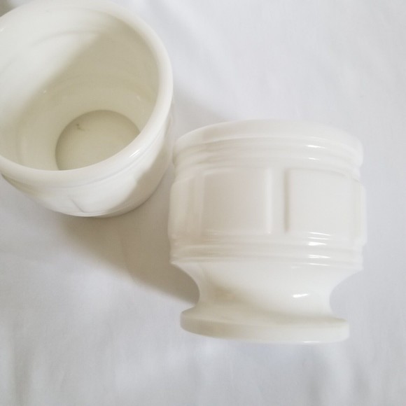 Set of 2 MCM Vintage Milk Glass Jardiniere Block Pattern Pedestal Vases Planters - Picture 7 of 7